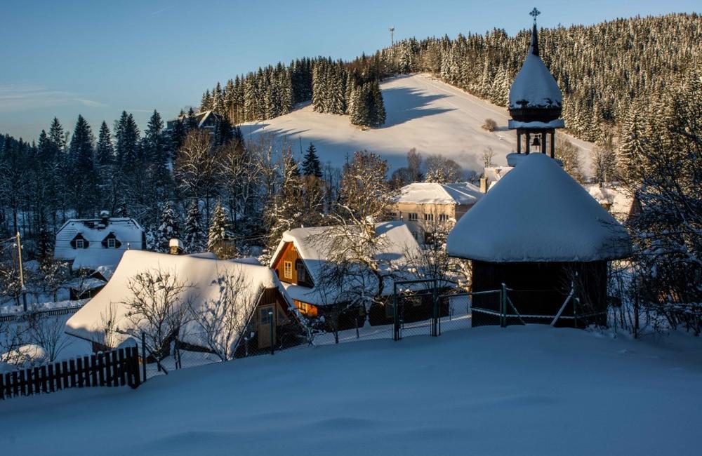 Zažite zimu s lyžovaním a špičkovým wellnes v Beskydách, foto 2