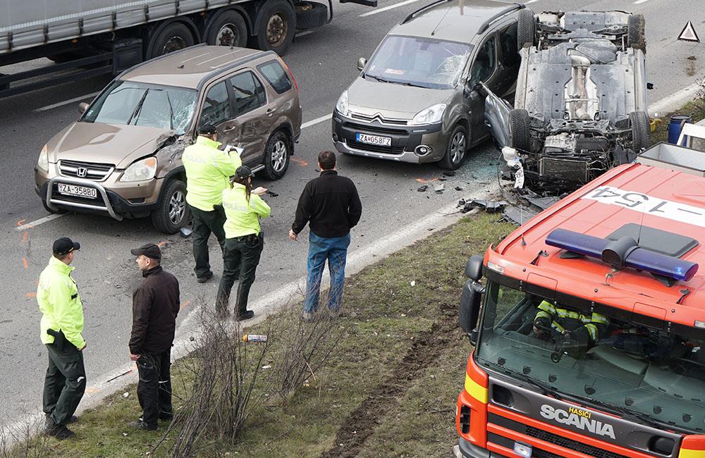 Dopravná nehoda na Košickej ulici 7.3.2019, foto 12