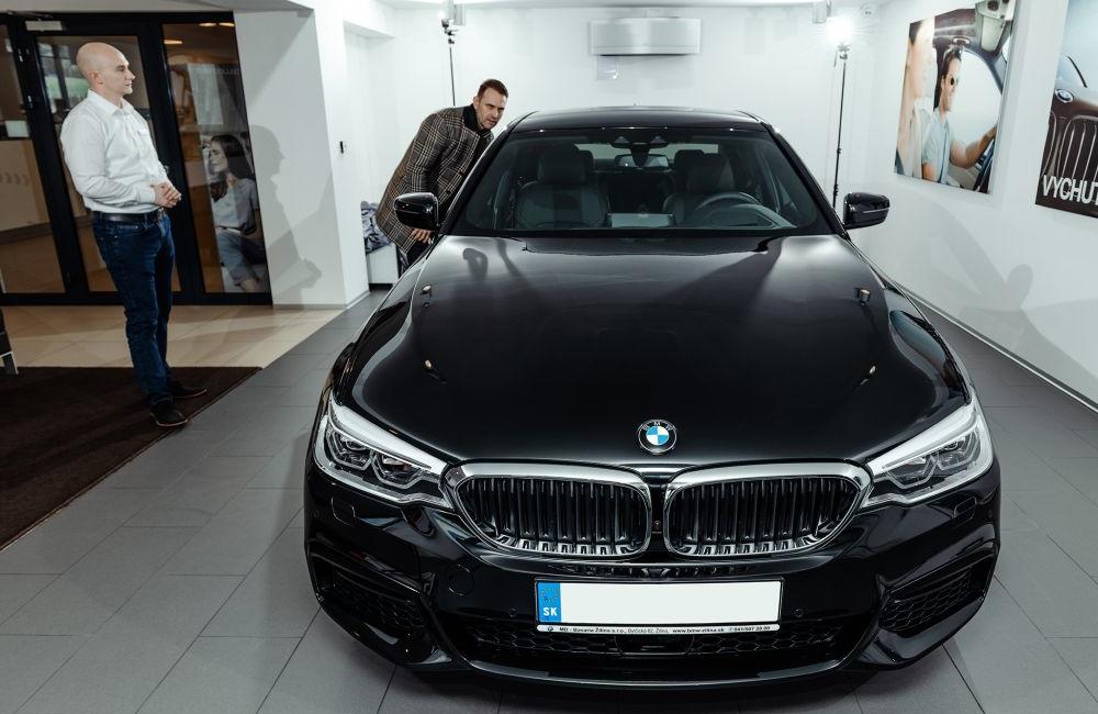 Herec Tomáš Maštalír si prevzal nové BMW v Žiline, foto 9
