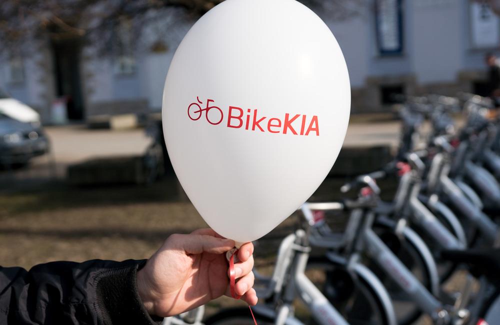 FOTO: V Žiline bol spustený systém verejného zdieľania bicyklov BikeKIA, foto 27