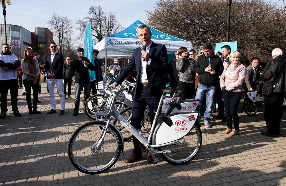 FOTO: V Žiline bol spustený systém verejného zdieľania bicyklov BikeKIA, foto 42