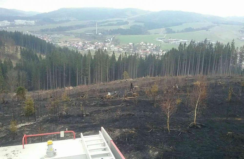 Požiar v obci Raková (okres Čadca) v apríli 2019, foto 3