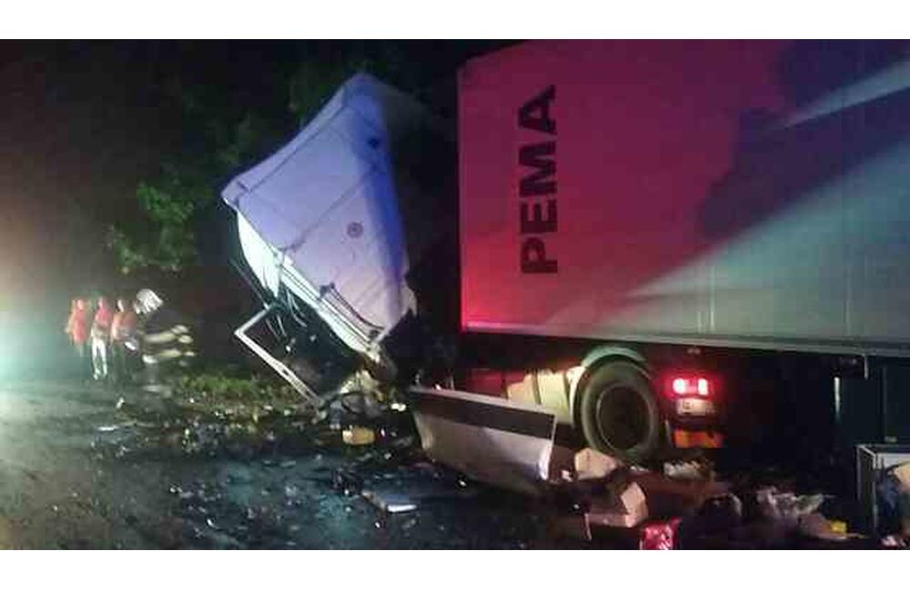 Dopravná nehoda na ceste I/18 v katastri obce Strečno 15.mája 2019, foto 5