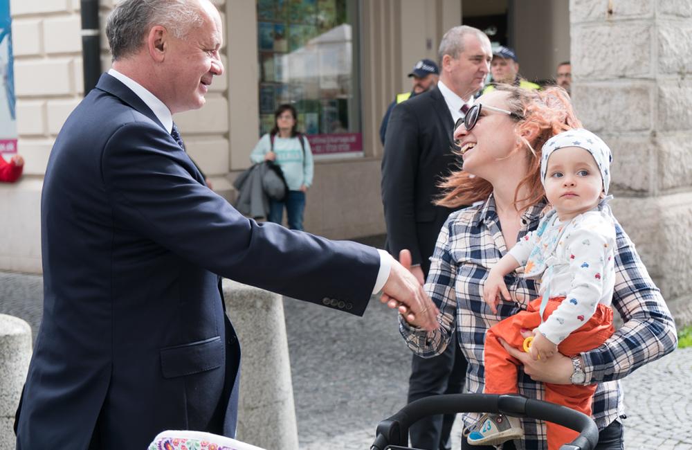 FOTO: Do Žiliny zavítal prezident Andrej Kiska, v divadle sa stretne s osobnosťami Žilinského kraja, foto 10