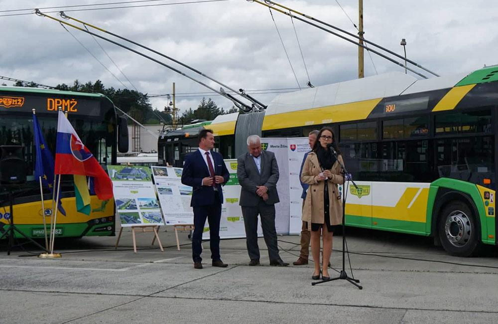 FOTO: Minister dopravy zavítal do Žiliny pri príležitosti ukončenia obnovy trolejbusov, foto 6