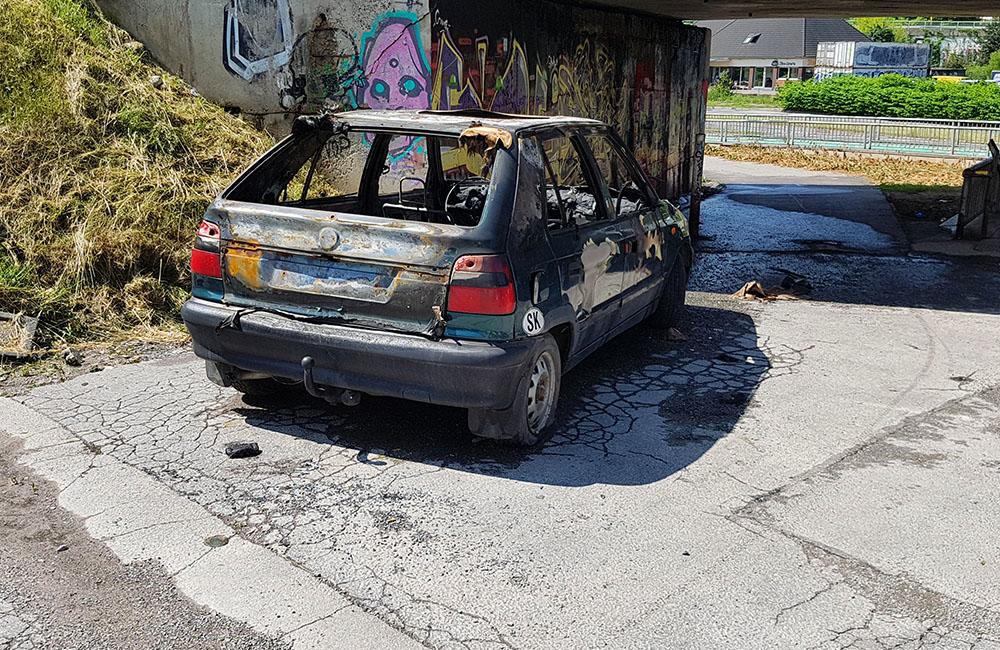 Požiar osobného auta pod Rondlom 7.6.2019, foto 1