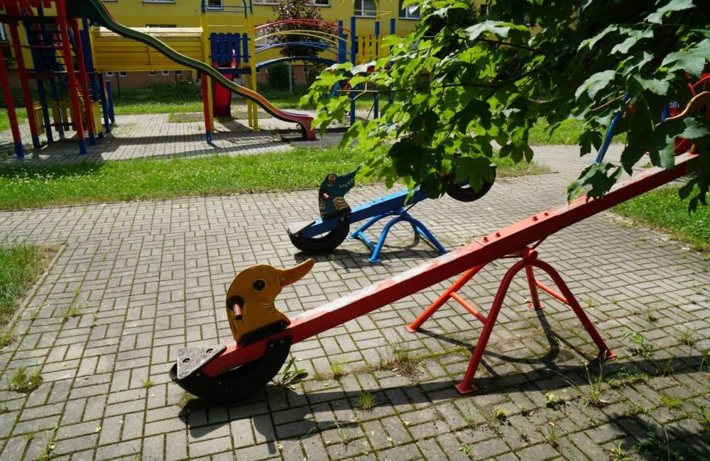 Uzatvorené detské ihrisko na ulici Nitrianska v Žiline, foto 2