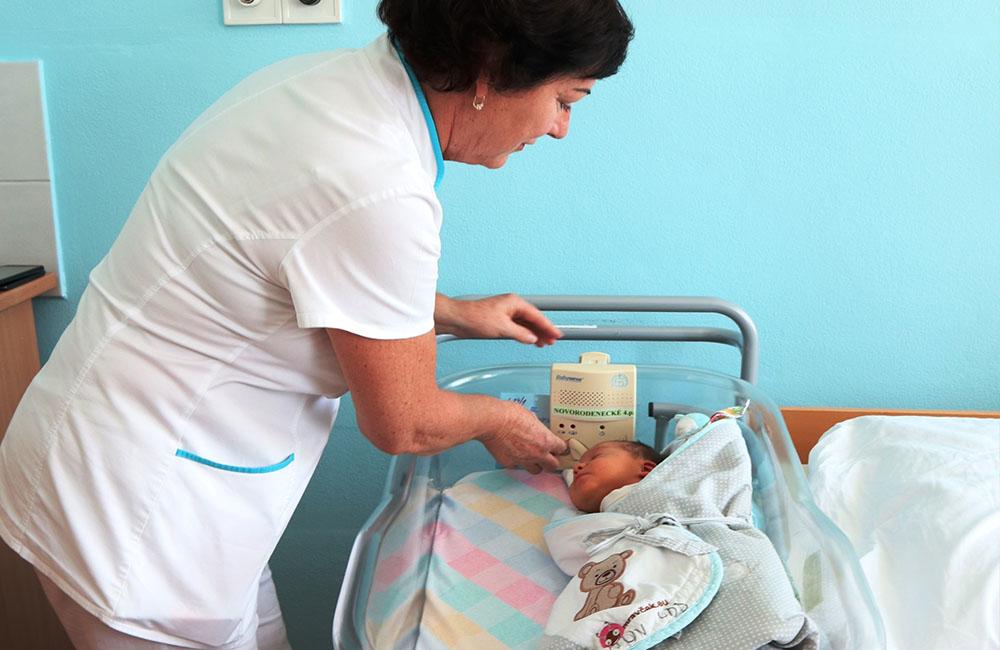 Novorodenecké oddelenie FNsP Žilina má 10 nových monitorov dychu, foto 3
