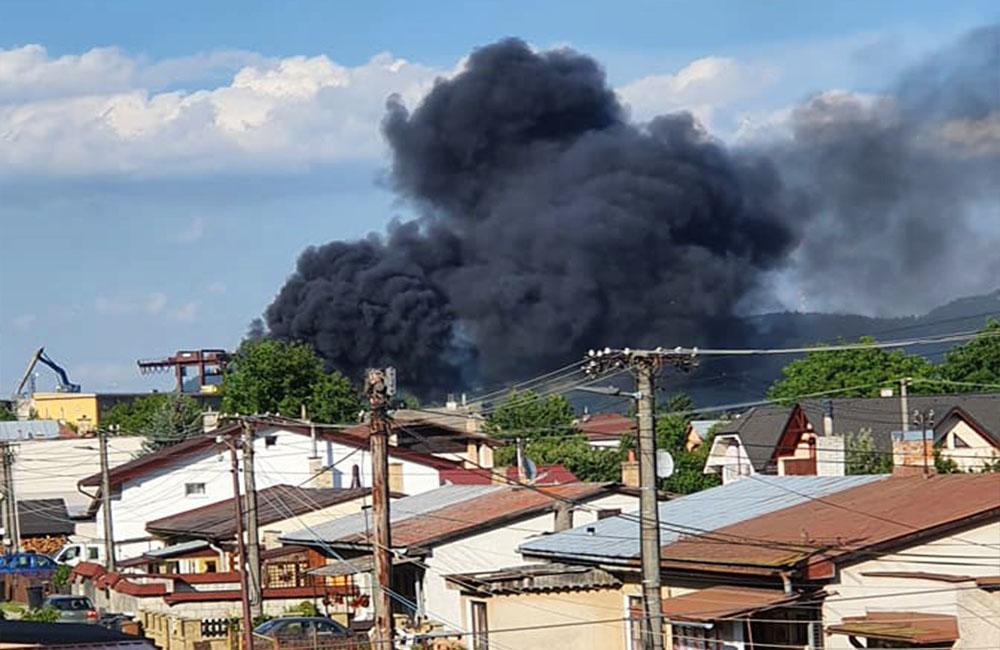 AKTUÁLNE: V Mikšovej došlo k požiaru elektrárne, zasahujú hasiči z Bytče aj zo Žiliny, foto 2