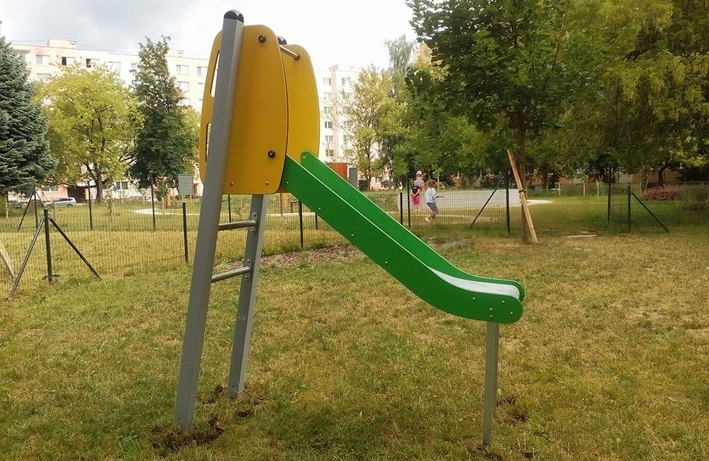 Nové hracie prvky na pieskovisku v Dobšinského sade, foto 3