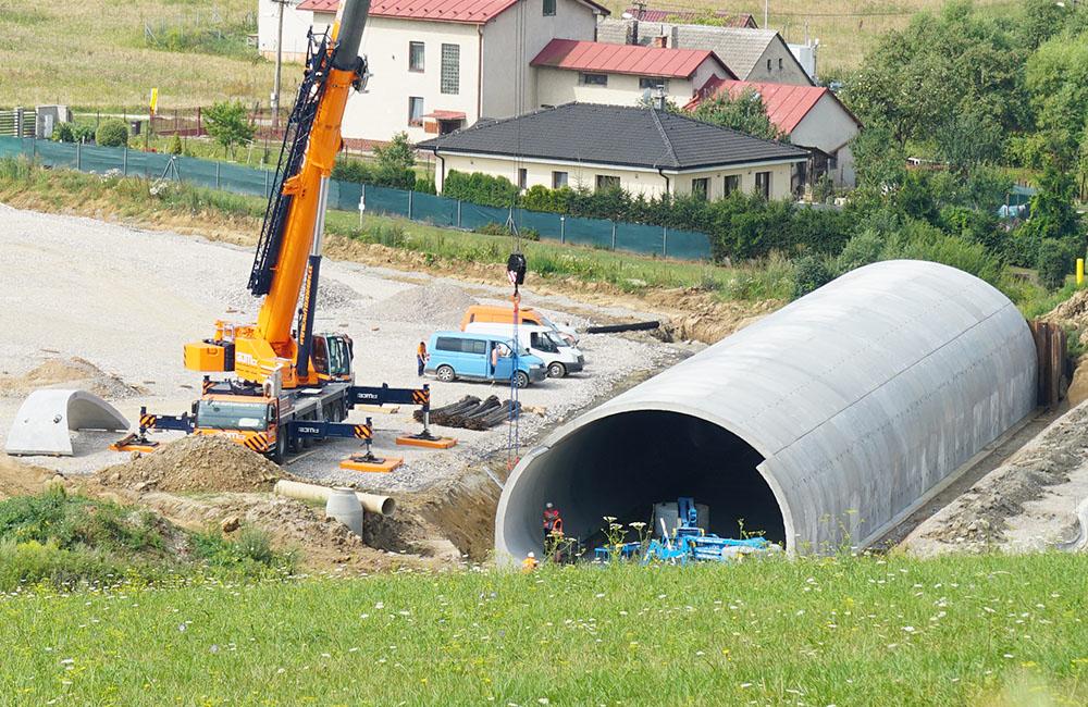 FOTO: Ako napredujú práce na stavbe diaľničného privádzača z Lietavskej Lúčky do Žiliny, foto 4