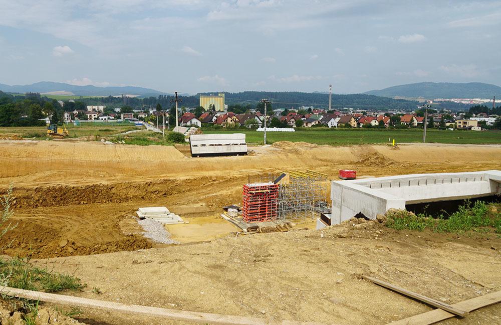 FOTO: Ako napredujú práce na stavbe diaľničného privádzača z Lietavskej Lúčky do Žiliny, foto 12