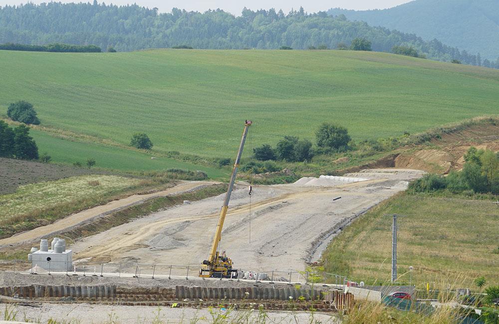 FOTO: Ako napredujú práce na stavbe diaľničného privádzača z Lietavskej Lúčky do Žiliny, foto 8