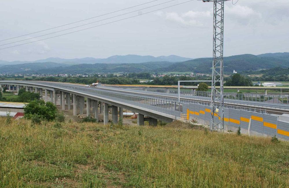 FOTO: NDS zverejnila aktuálne fotografie z úseku diaľnice Hričovské Podhradie - Lietavská Lúčka, foto 2