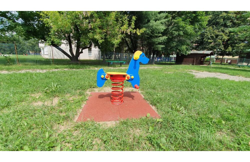 FOTO: Zrekonštruované detské ihriská v Žiline, foto 13
