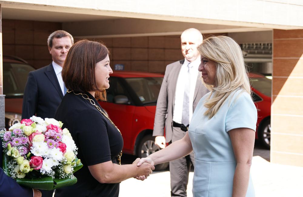 FOTO: Prezidentka Zuzana Čaputová začala oficiálnu návštevu Žiliny v sídle ŽSK, foto 4