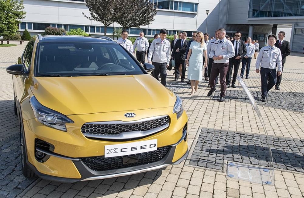 FOTO: Návšteva prezidentky SR Zuzany Čaputovej v Žiline - Radnica a Kia Motors Slovakia, foto 4