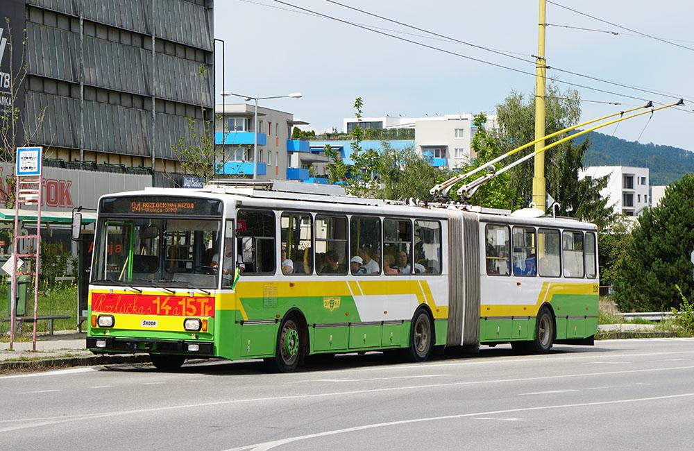 FOTO+VIDEO: Staré trolejbusy typu 14Tr a 15Tr sa definitívne rozlúčili so Žilinou, foto 25