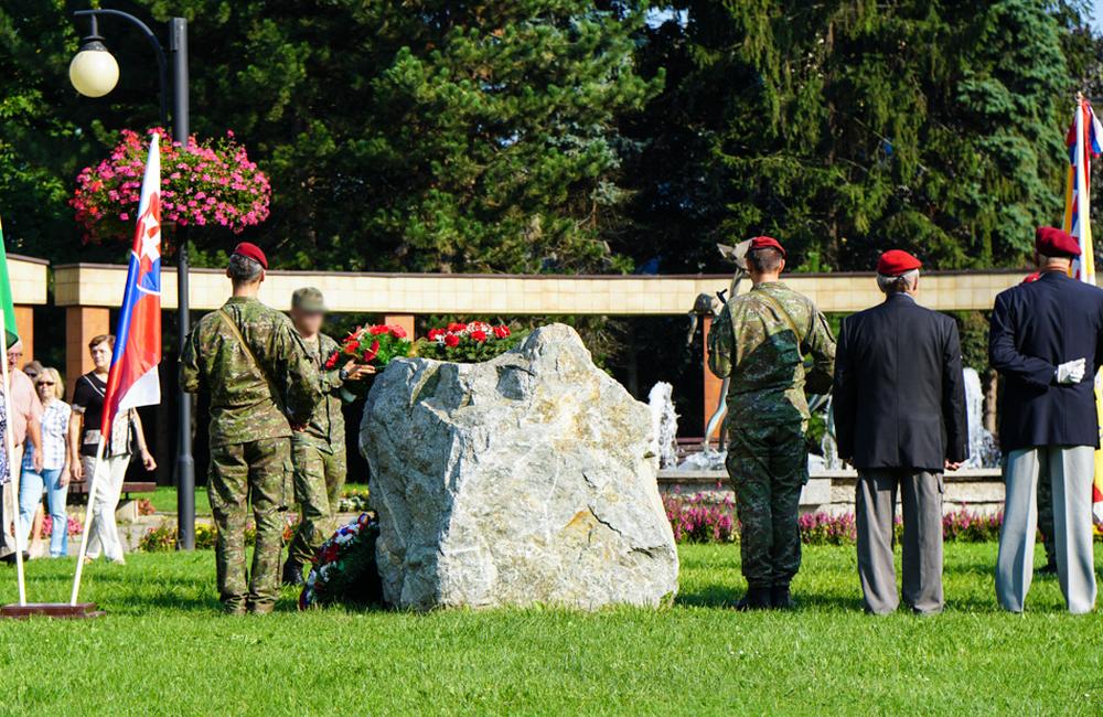 FOTO: Spomienková slávnosť v Sade SNP Žilina aj za účasti 99-ročného partizána, foto 2