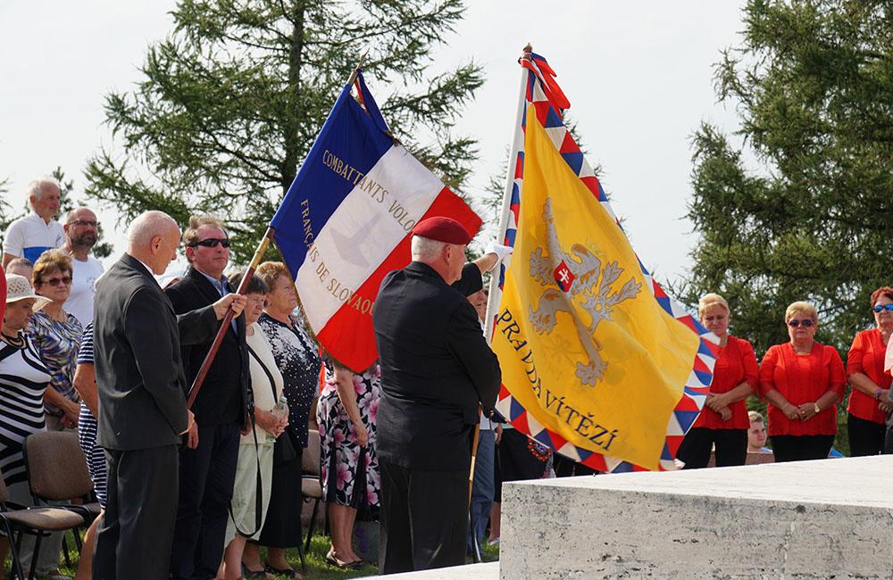 FOTO: Pri pamätníku v Strečne si uctili francúzskych partizánov, foto 11