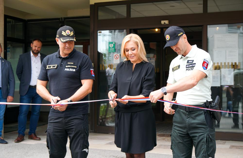  FOTO: Ministerka vnútra dnes otvorila zrekonštruované Oddelenie cudzineckej polície PZ v Žiline, foto 10