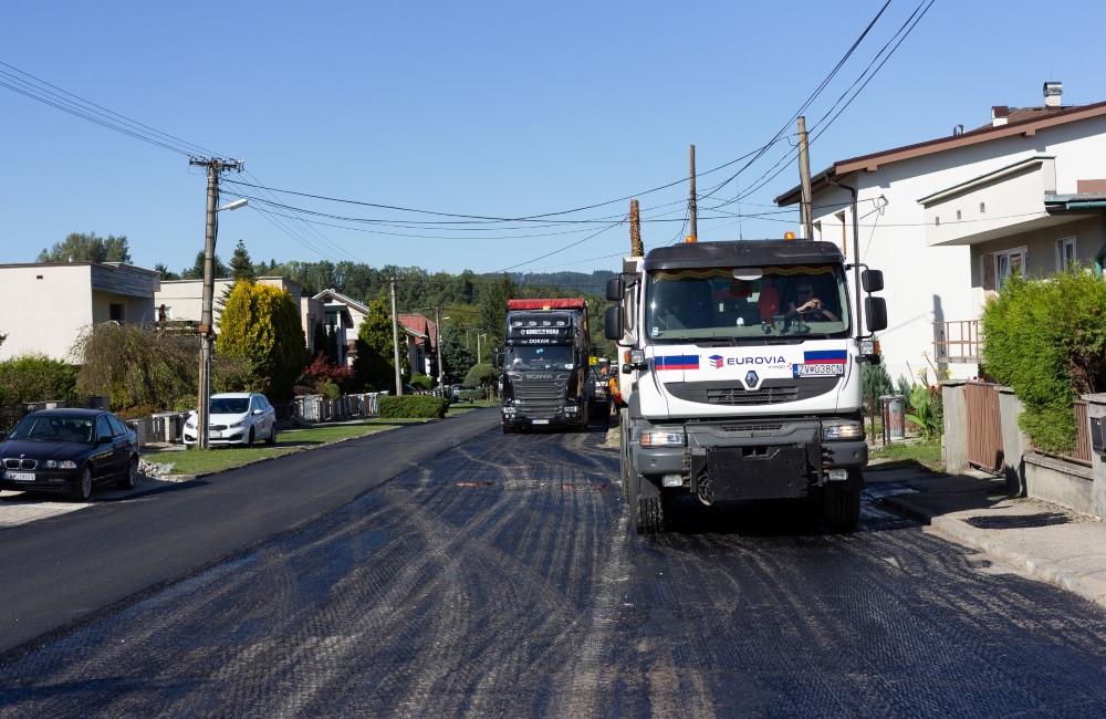 FOTO: V Rosine pokračuje rekonštrukcia cesty, foto 5
