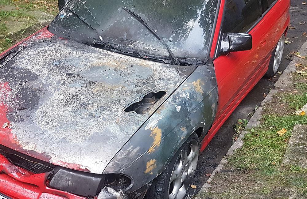 Požiar osobného auta na sídlisku Hliny 24.9.2019, foto 2