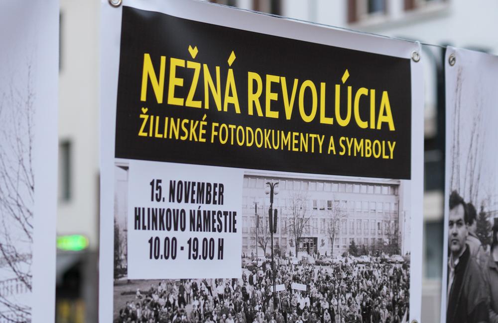 FOTO: Výstava Nežná revolúcia - žilinské fotodokumenty a symboly , foto 4
