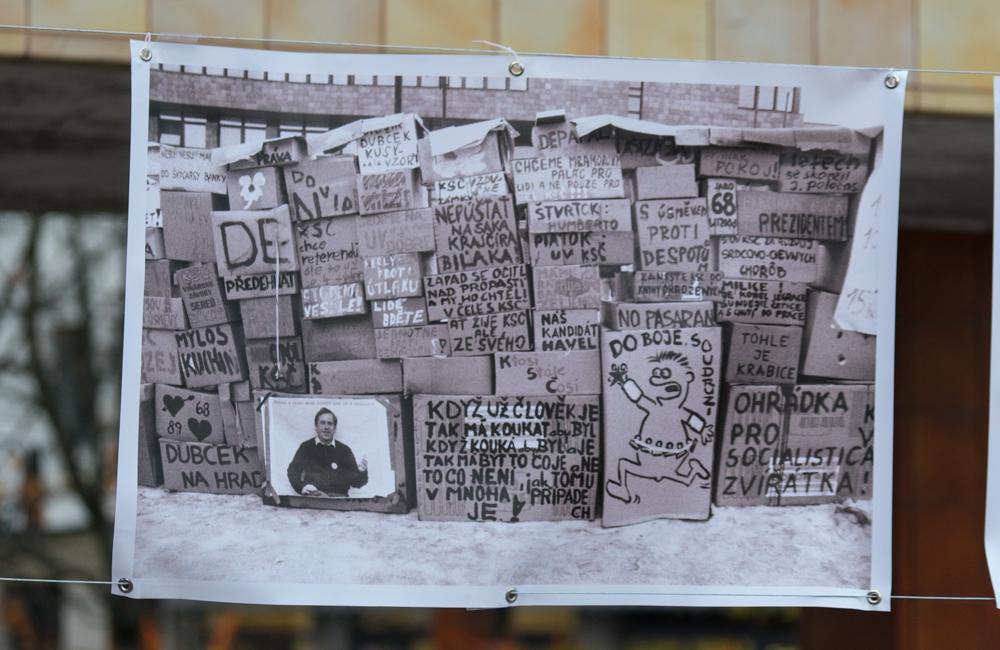 FOTO: Výstava Nežná revolúcia - žilinské fotodokumenty a symboly , foto 13