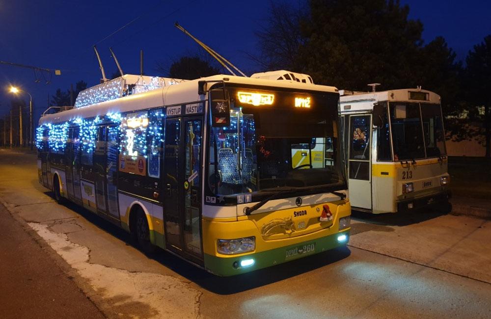 Vianočný trolejbus vyrazí na cesty v Žiline aj v roku 2019, foto 1