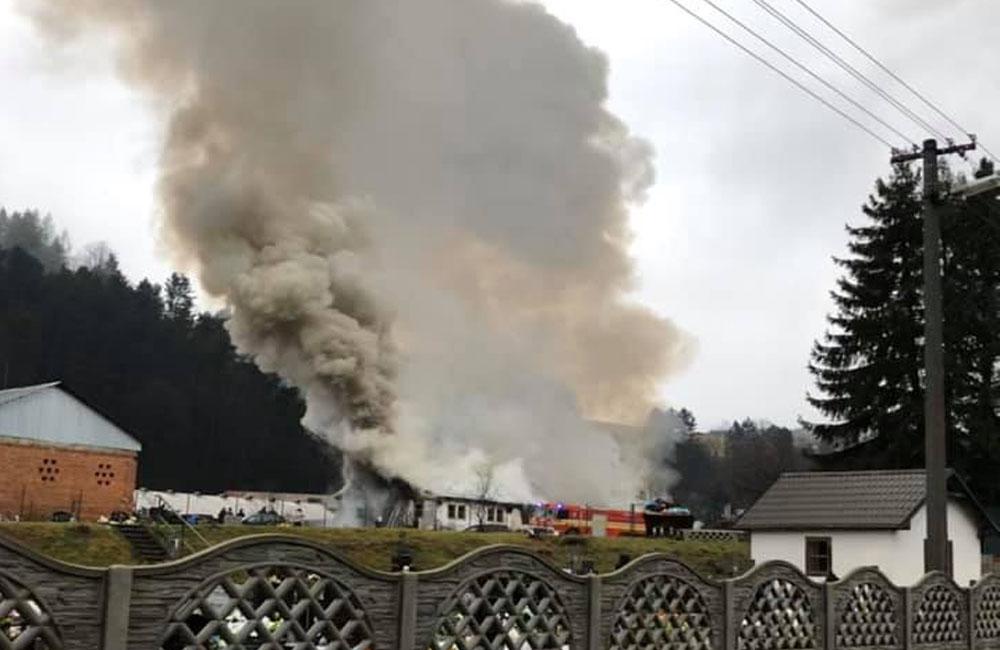 Požiar budovy autoservisu v obci Stráža 25.12.2019, foto 4