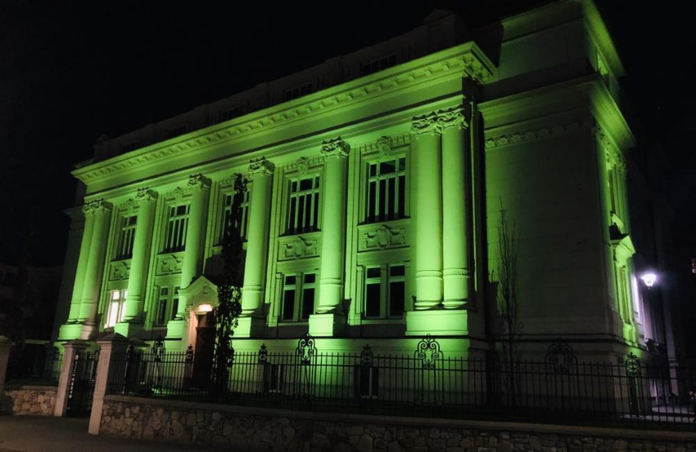 FOTO: Budova Banky Žilina svieti na zeleno, foto 1