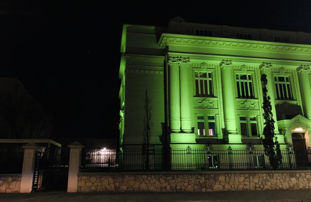 FOTO: Budova Banky Žilina svieti na zeleno, foto 6