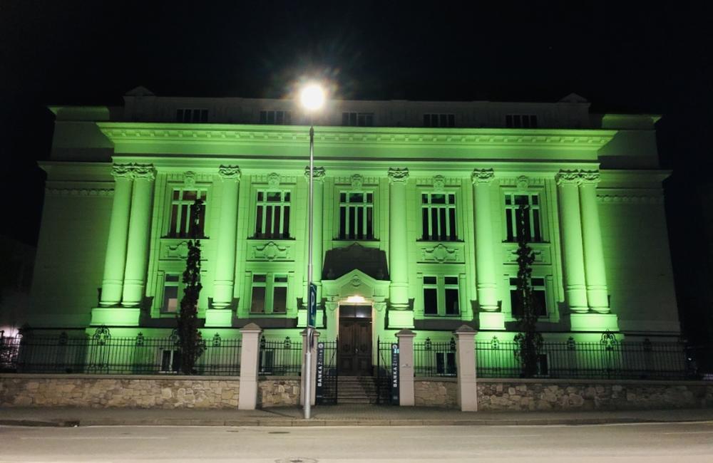 FOTO: Budova Banky Žilina svieti na zeleno, foto 7
