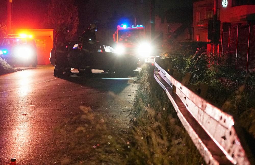 Dopravná nehoda osobného auta v mestskej časti Žilina - Trnové 6.6.2020, foto 5