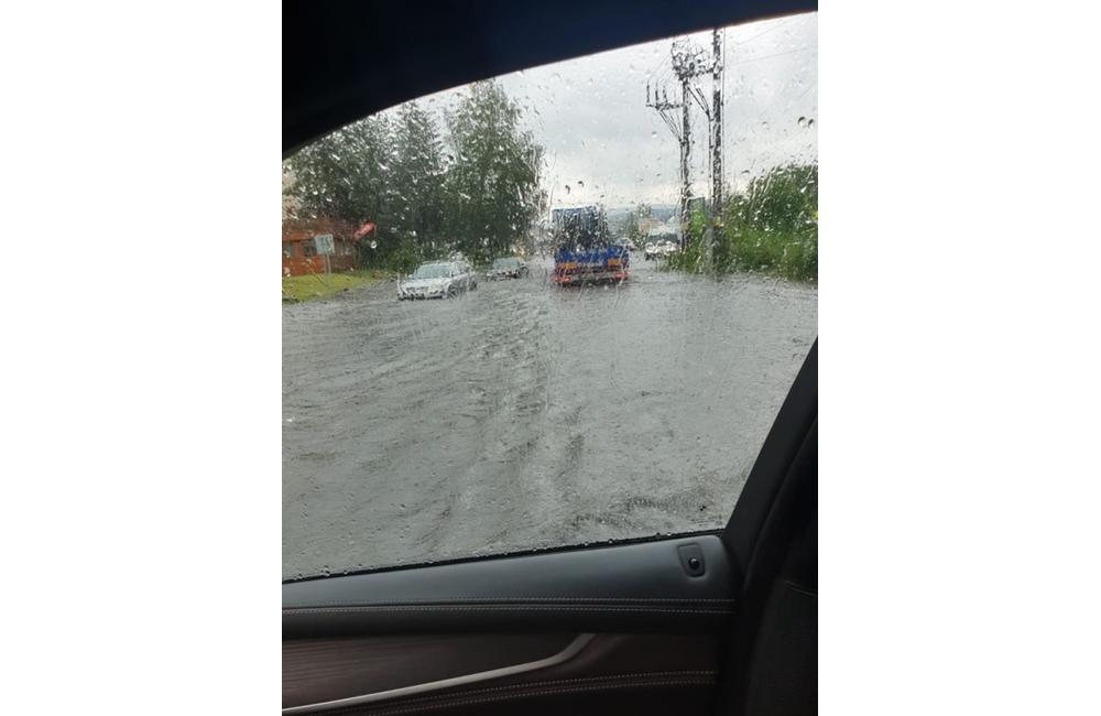 FOTO: Výdatný dážď zaplavil viacero ciest v Žiline a mestských častiach, foto 15