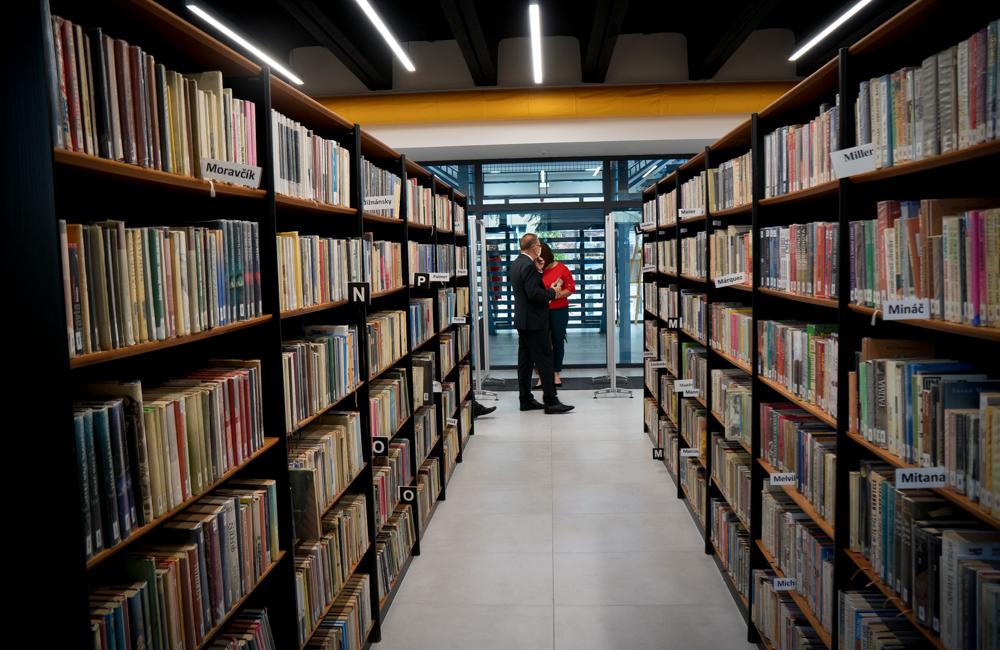 FOTO: Krajská knižnica v Žiline po rekonštrukcii slávnostne otvorila , foto 32