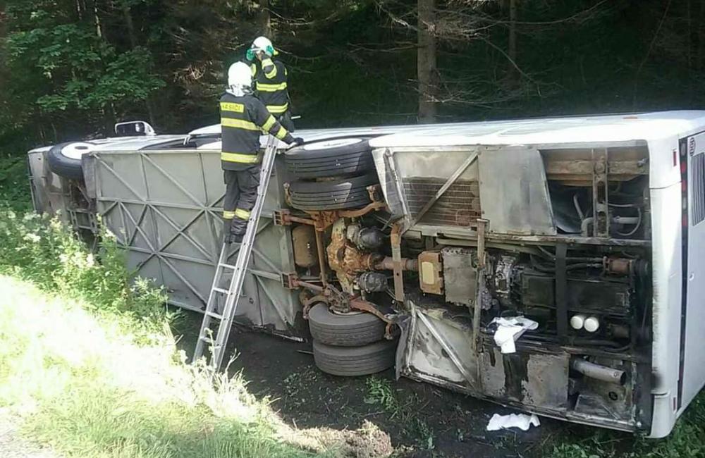 FOTO: Dopravná nehoda autobusu na Donovaloch 20.7.2020, foto 1