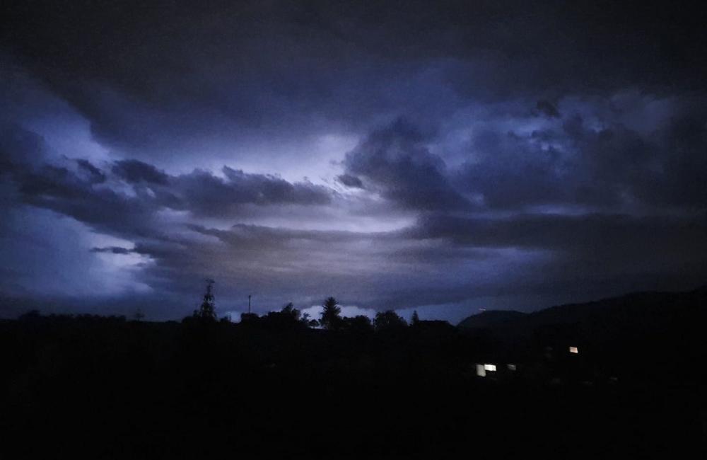 FOTO: Búrka, ktorá v utorok 28. júla zasiahla Žilinský kraj, na záberoch od čitateľov, foto 1