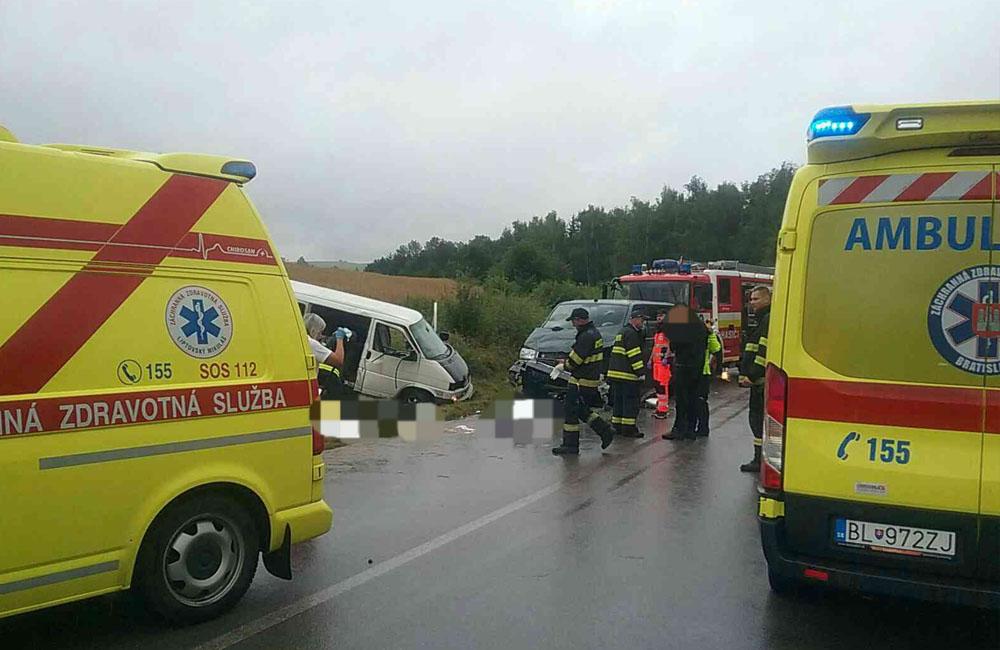 FOTO: Tragická dopravná nehoda v obci Liptovský Trnovec 19.8.2020, foto 1