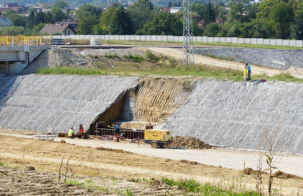 FOTO: Aktuálny stav prác na stavbe diaľničného privádzača 14.09.2020, foto 14
