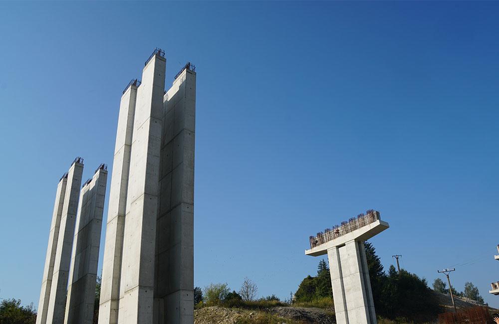 FOTO: Obhliadka stavby diaľničného úseku D1 Lietavská Lúčka - Višňové - Dubná Skala, foto 31