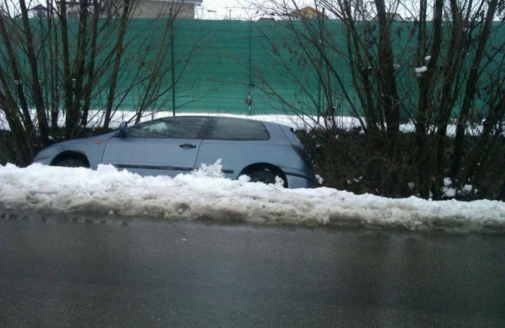 FOTO: Dopravné nehody na ceste III. triedy v mestskej časti Trnové, foto 13