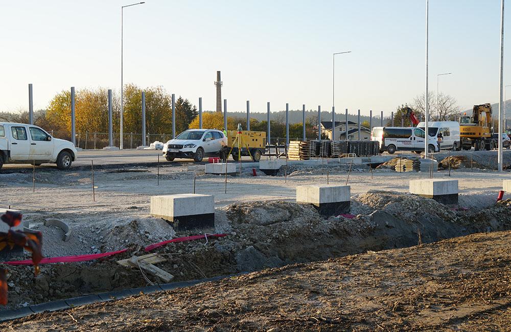 FOTO: Most na ceste z Bytčice do Rosiny je otvorený, na privádzači dokončujú asfaltový koberec, foto 7