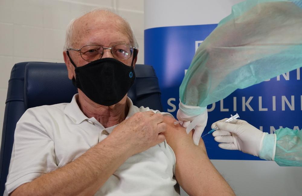 FOTO: Očkovanie proti koronavírusu v Žiline - FNsP Žilina, foto 4