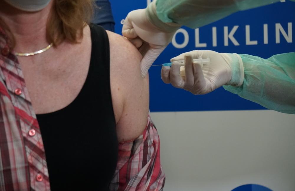 FOTO: Očkovanie proti koronavírusu v Žiline - FNsP Žilina, foto 6