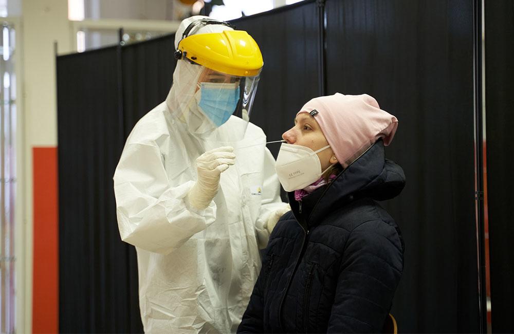 FOTO: Skríningové testovanie v Žiline 23. januára 2021, foto 1