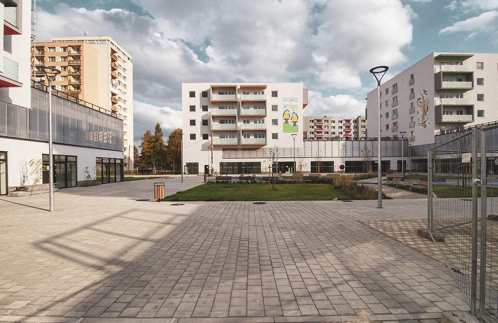 FOTO: Obchodné priestory na námestí Rudiny 2 v Žiline, foto 2
