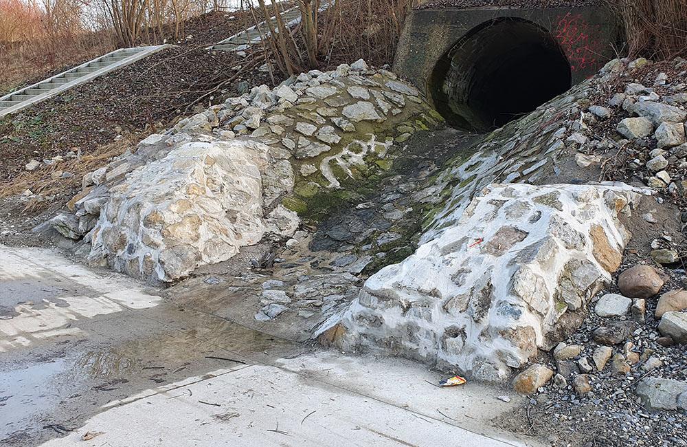 FOTO: Opravený cyklochodník v mieste vyústenia kanalizácie na brehu Váhu, foto 6