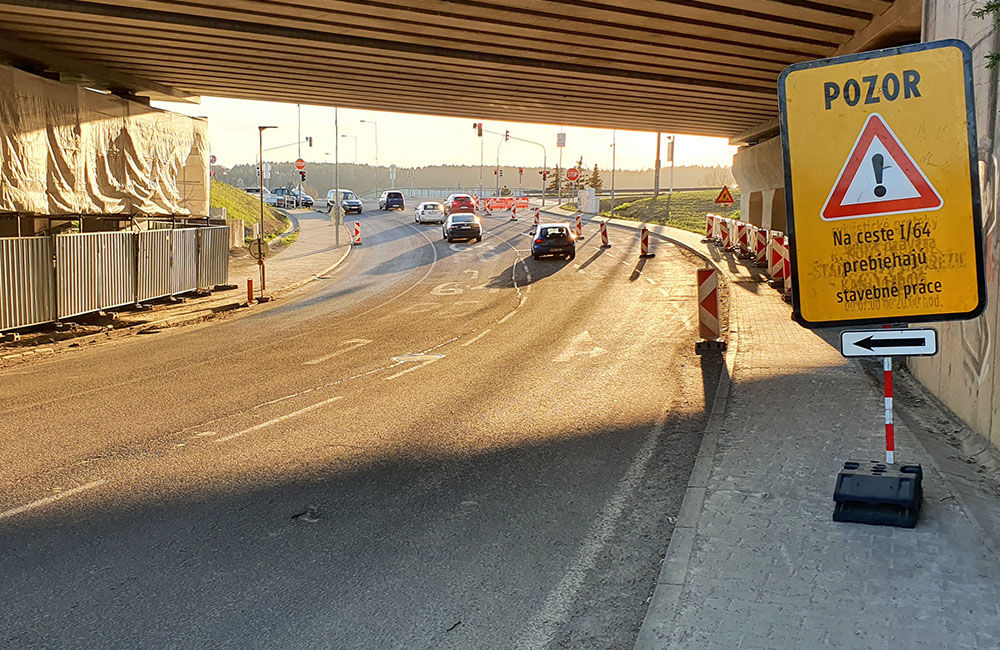 FOTO: Rozširovanie napojenia na diaľničný privádzač pri kruhovom objazde Solinky, foto 4